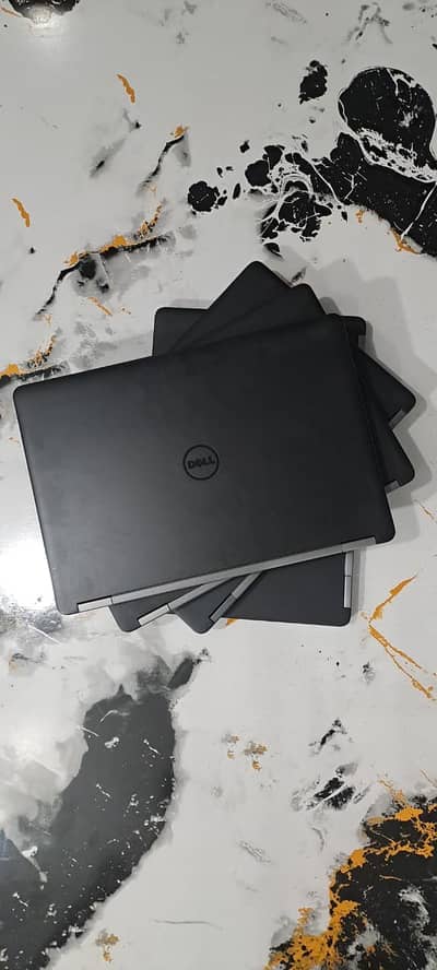 Dell 5470 SlimSmart Laptop 6th Gen Core-i5 Size 14” Ram-4GB SSD-128GB
