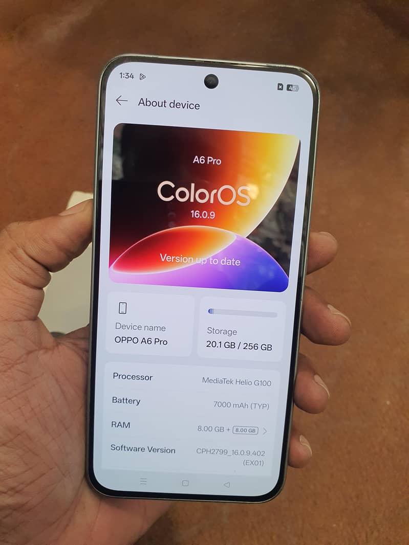 Oppo A6 Pro 1