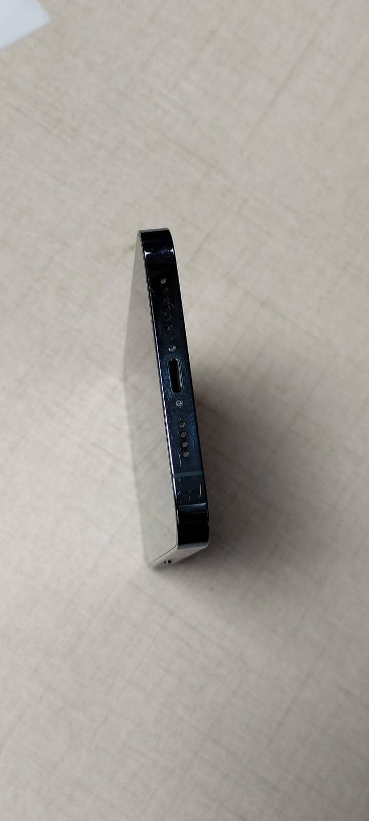 Apple iPhone 13 Pro Max 2