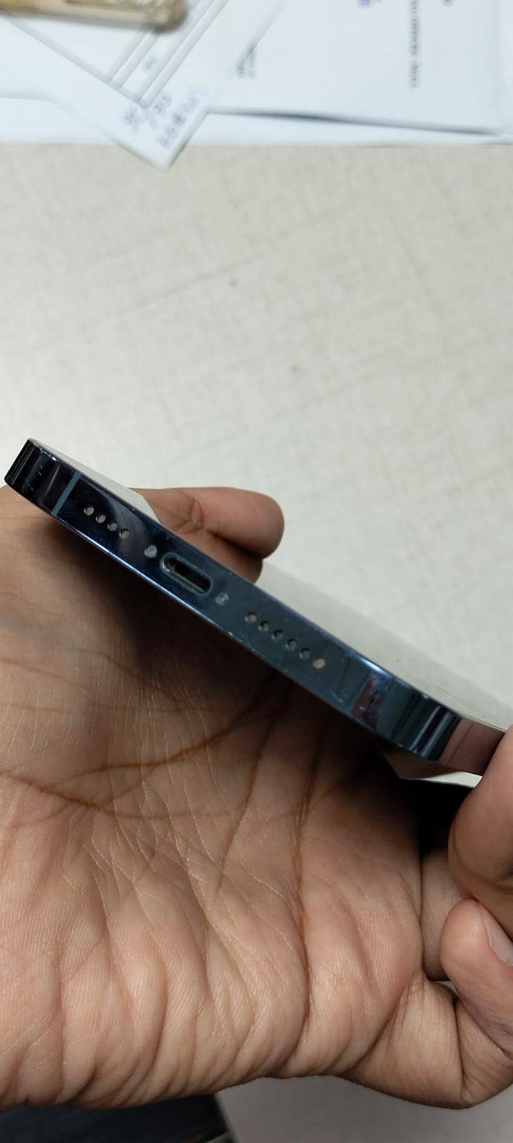 Apple iPhone 13 Pro Max 4
