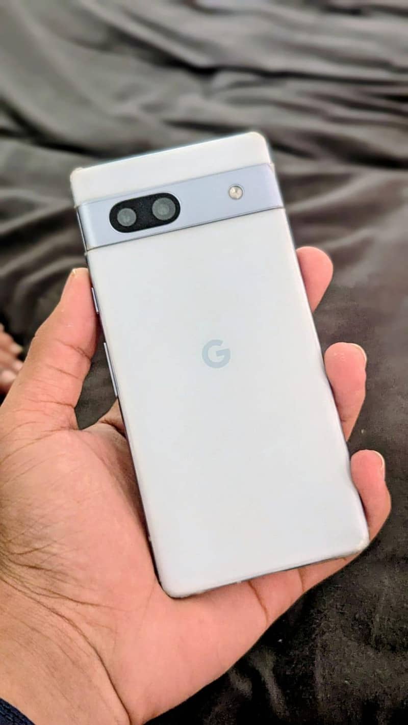 Google Pixel 7a 2