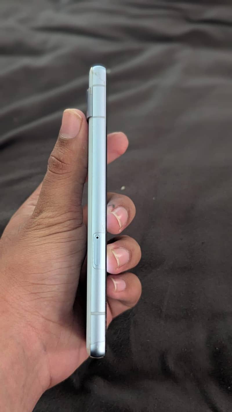 Google Pixel 7a 4