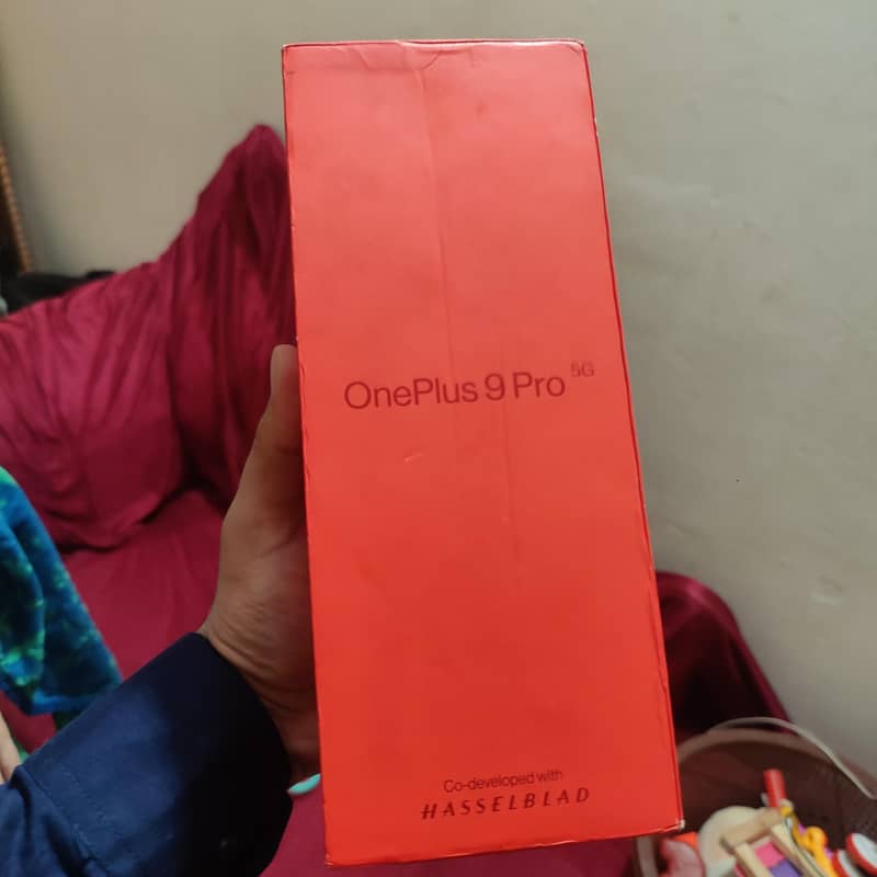 One Plus 9 Pro 12/256 3