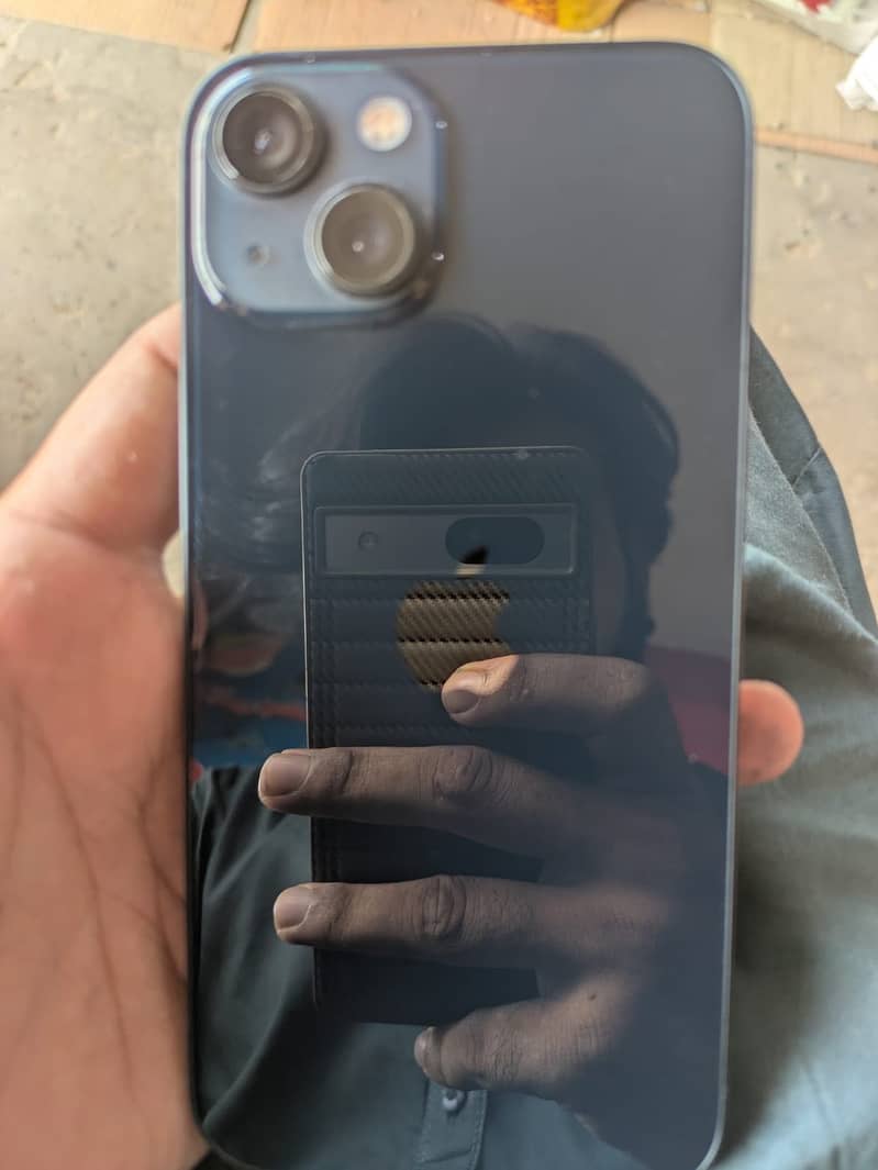 Apple iPhone 13 1