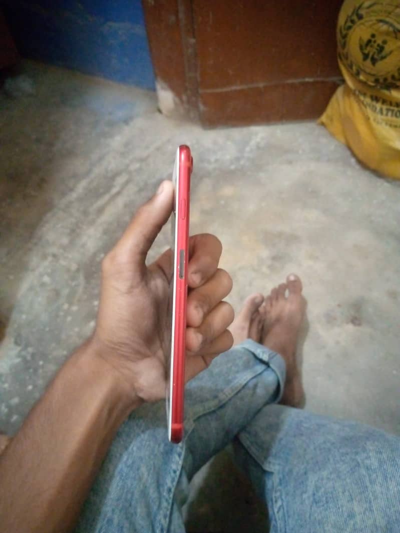 Apple iPhone 7 Plus 4