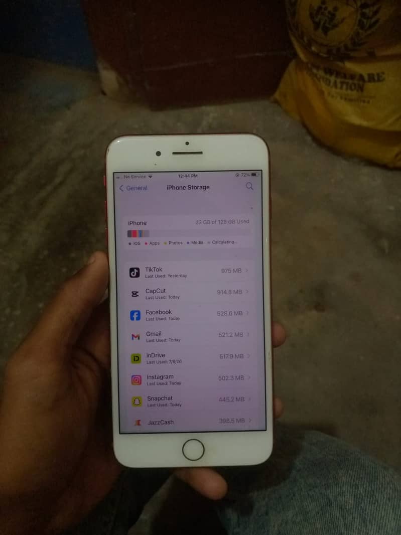 Apple iPhone 7 Plus 6