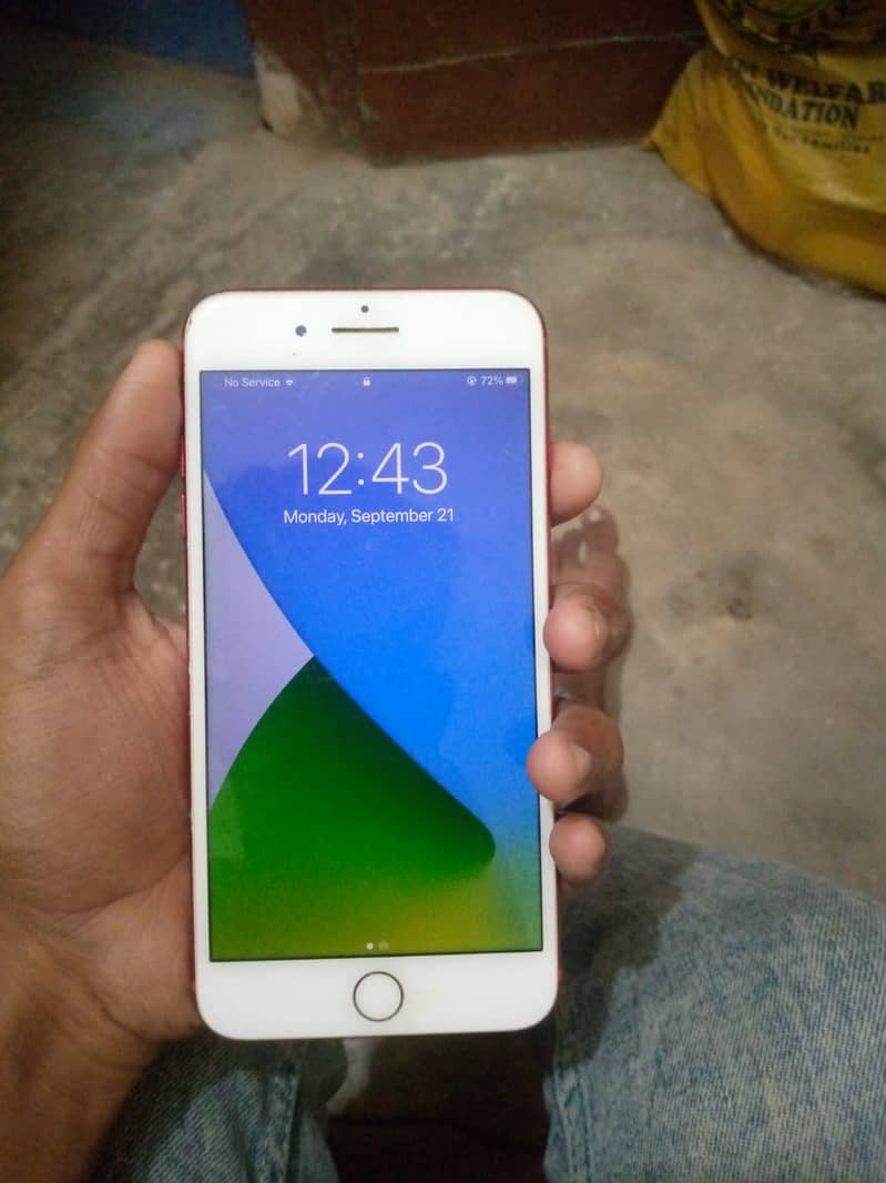Apple iPhone 7 Plus 2