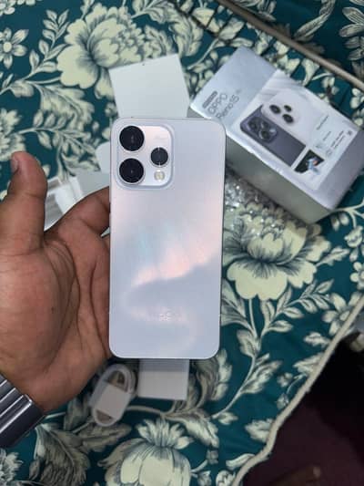 OPPO Reno 15 12/512