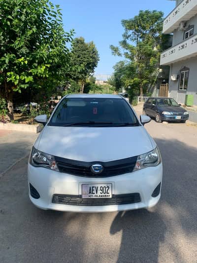 Toyota Corolla Axio 2014