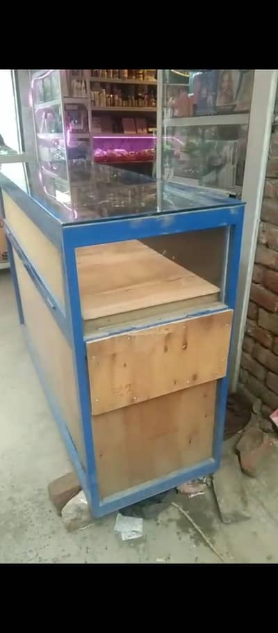 Premium Glass Counter