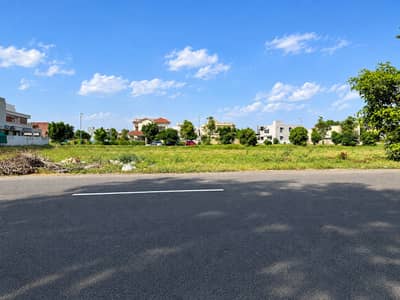 100 Ft Road 1 Kanal Plot on Top Location of Block Z6 Phase 8 ivy Green DHA Lahore For Urgent Sale