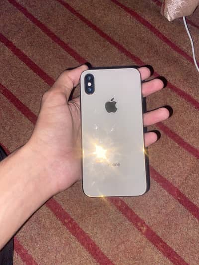 Apple iPhone Xs