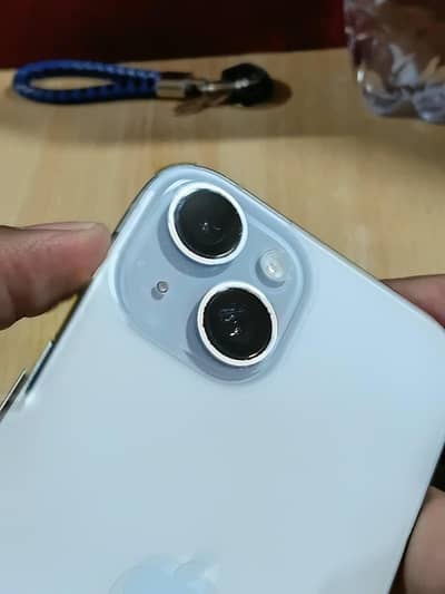 Apple iPhone 15