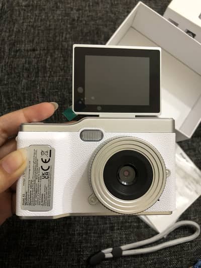 Kids Digital Camera – Box Packed with 32GB Memory Card