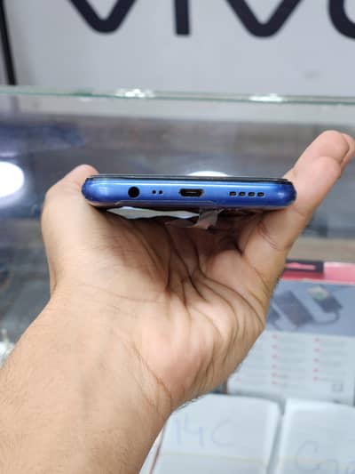 Realme C12