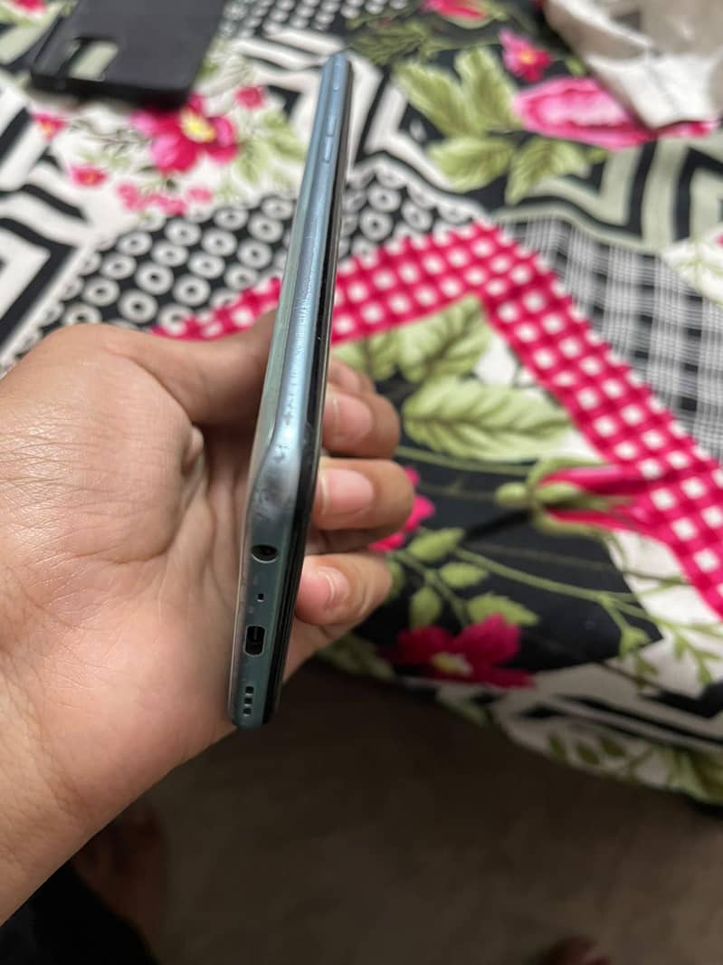 OPPO A76 8