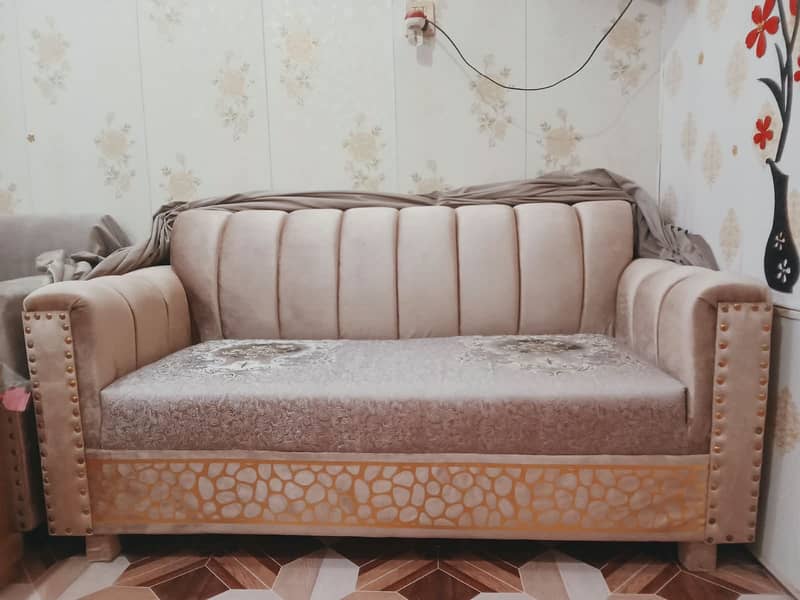 Sofa set 0