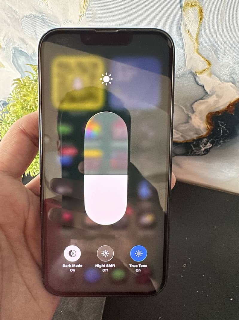 Apple iPhone 14 9