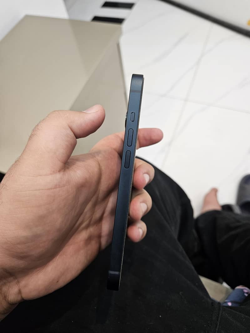 Apple iPhone 14 8