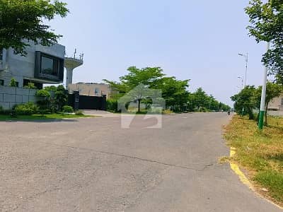 1 Kanal Plot on Top Location of Block Z1 Phase 8 ivy Green DHA Lahore For Urgent Sale