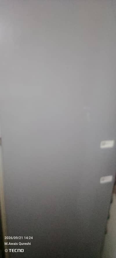 Pel Life 2200 Refrigerator In Good Warrenty Condition
