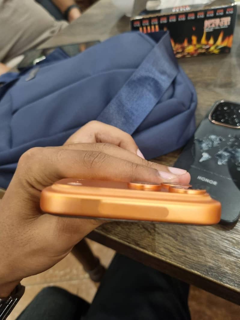 Apple iPhone 17 Pro Max 2