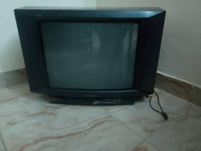 19 " old tv h but running condition