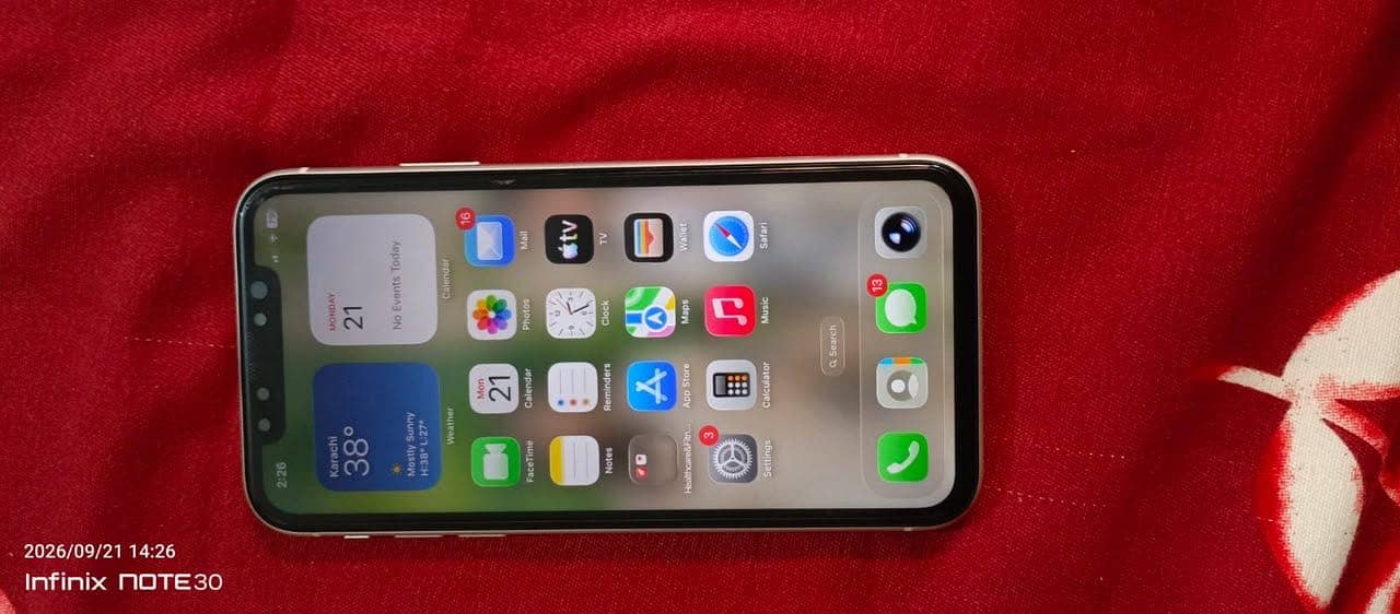 Apple iPhone 11 1