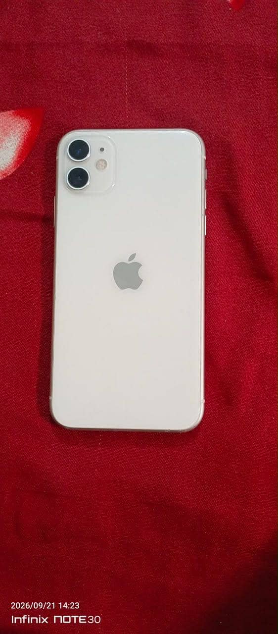 Apple iPhone 11 3