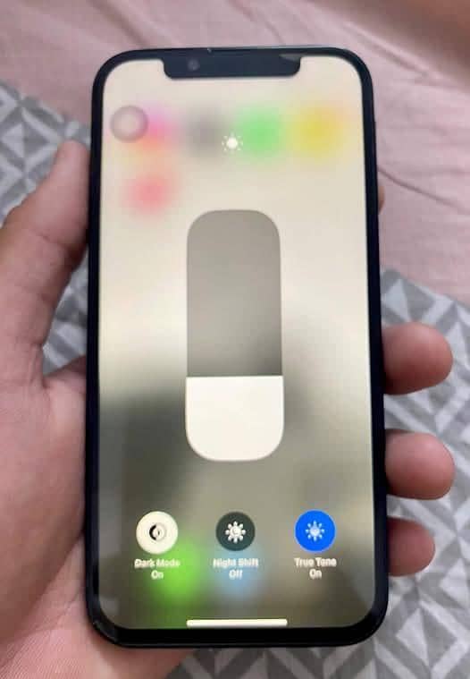 Apple iPhone 13 3