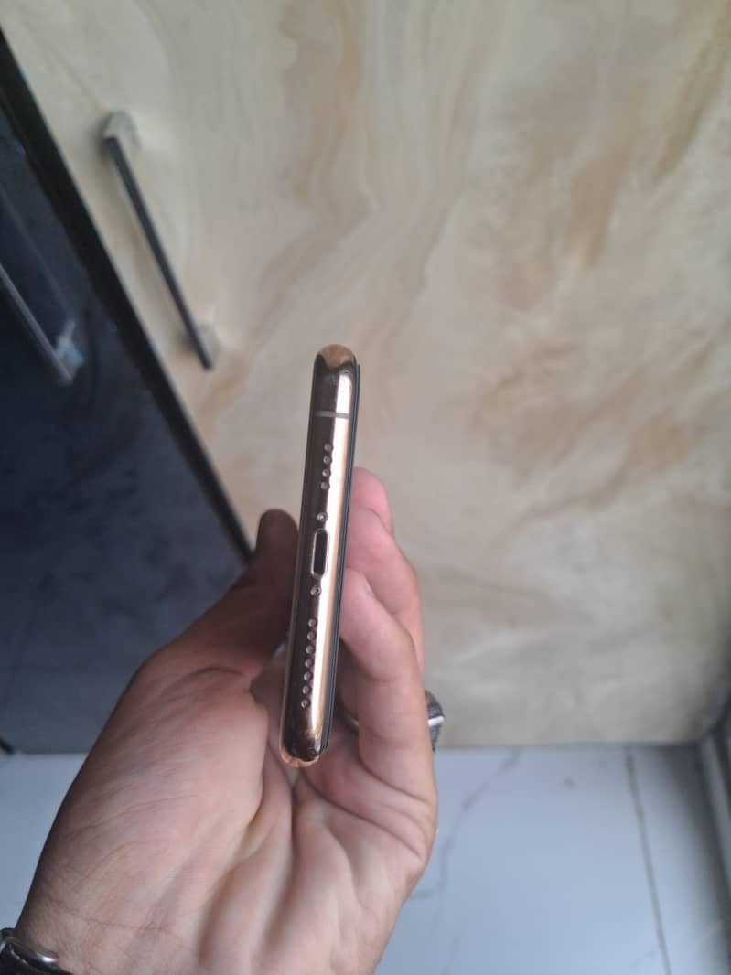 Iphone 11 pro max 3