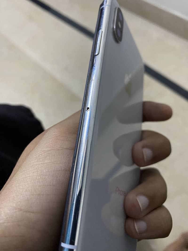 Apple iPhone X 1