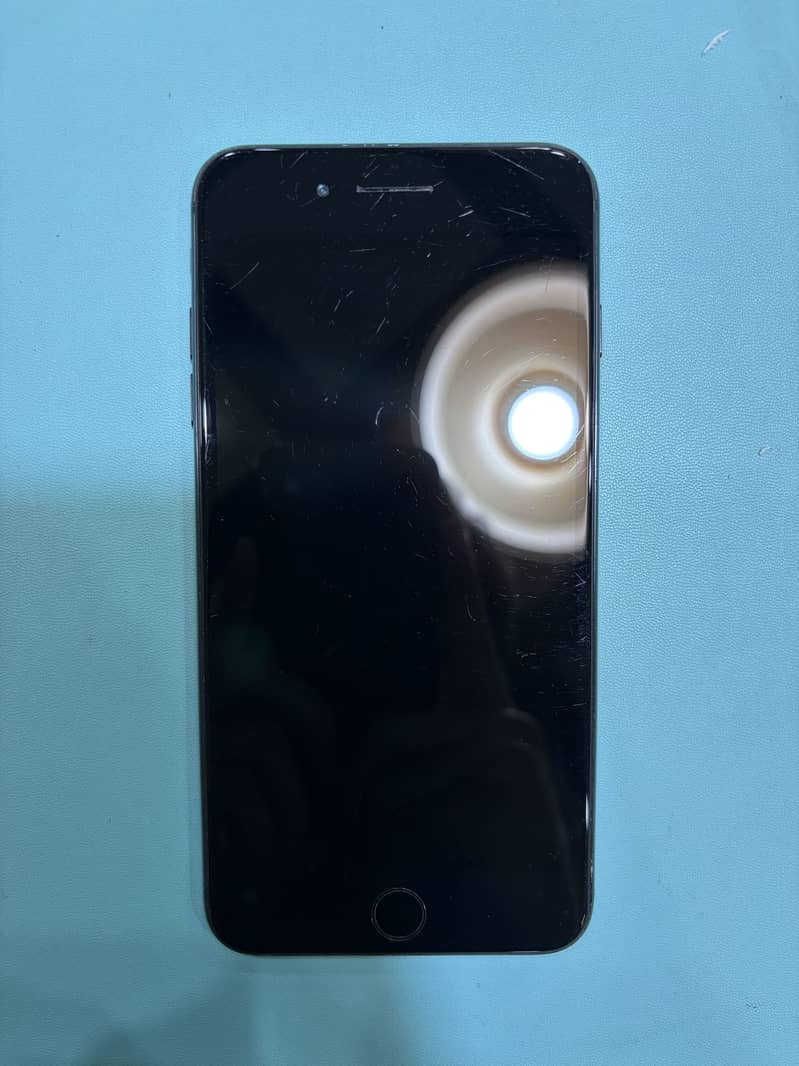 Apple iPhone 7 Plus 2