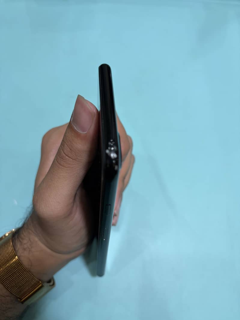 Apple iPhone 7 Plus 5