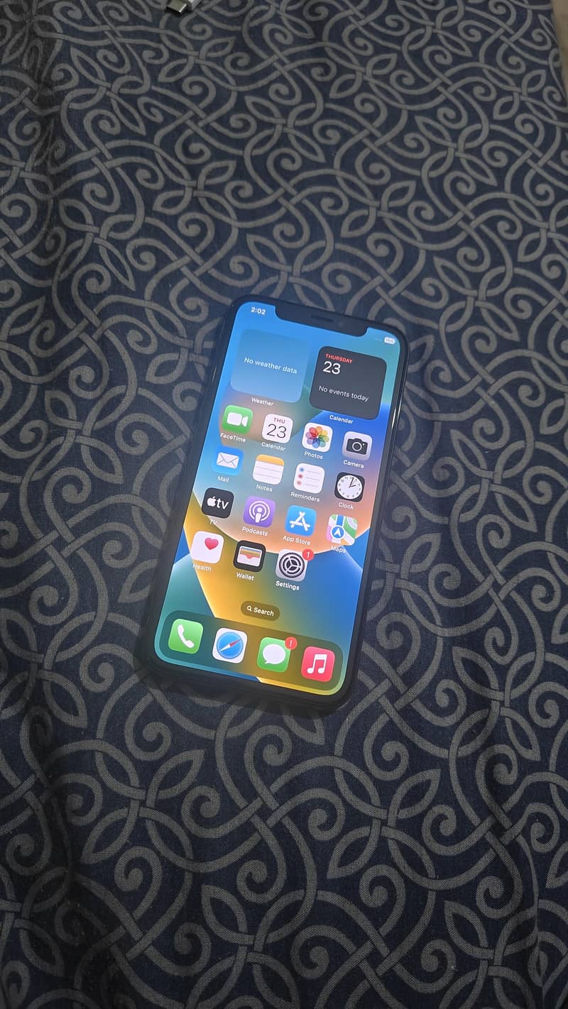 Apple iPhone X 0