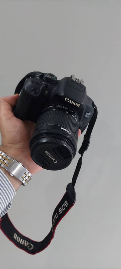 Canon EOS 700D DSLR Camera with 2 Lenses - Excellent Condition