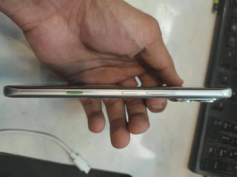 Infinix Note edge 3
