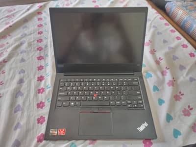 AMD Ryzen 7 3700U 8GB RAM 256GB SSD Vega 10 Graphics Slim Laptop