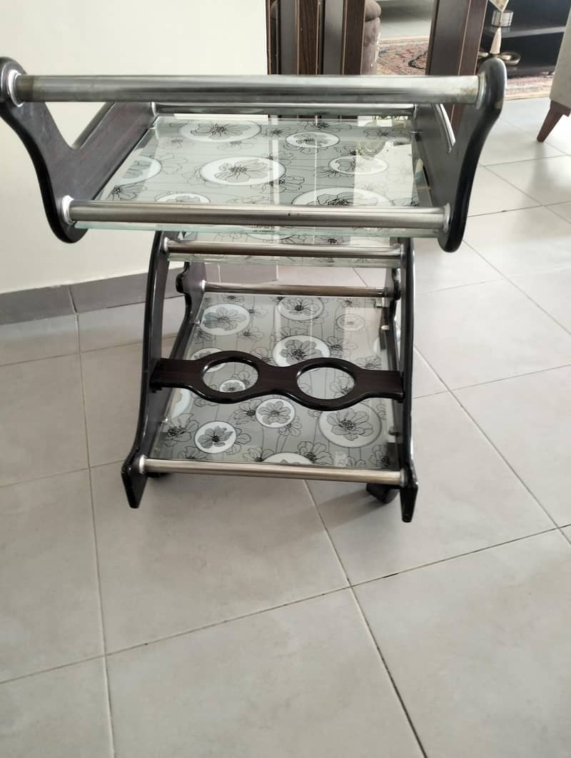 tea trolley 1