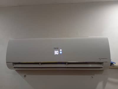 1.5 Ton HRSU 19HFAB/013WDC-T3 PRO AC – Excellent Condition