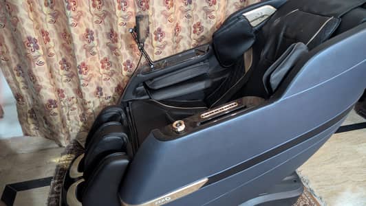 Zero Healthcare Sapphire Pro Massage Chair (1 Year Used) – Like New