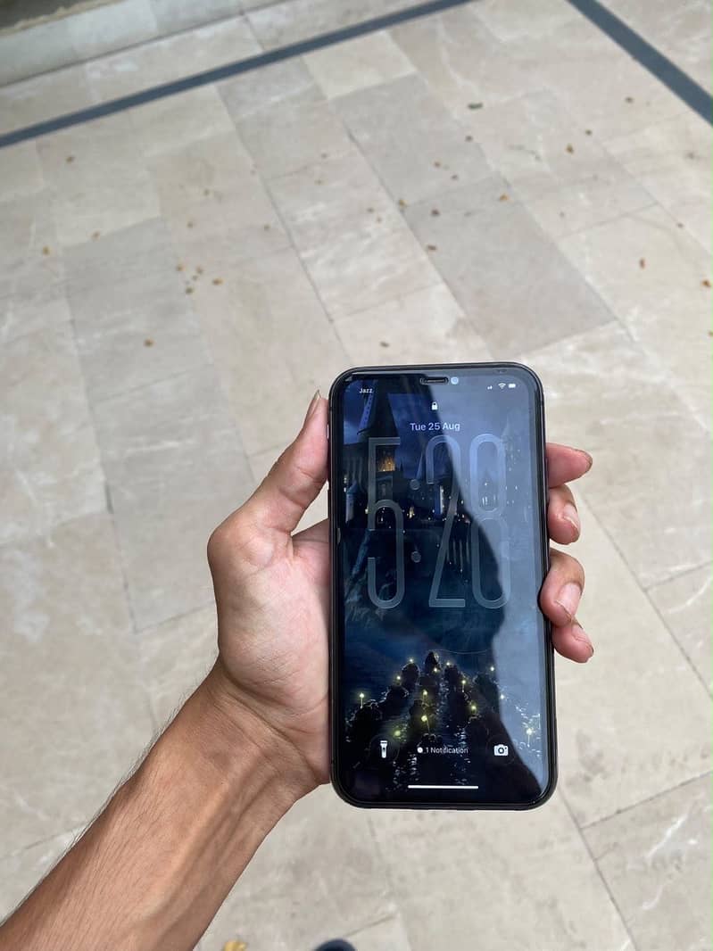 Apple iPhone 11 2