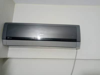 GREE 1 Ton inverter Ac