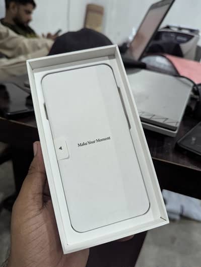 OPPO Reno 16 f 5 G