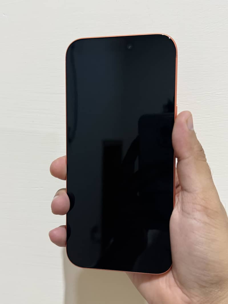 Apple iPhone 17 Pro Max 2