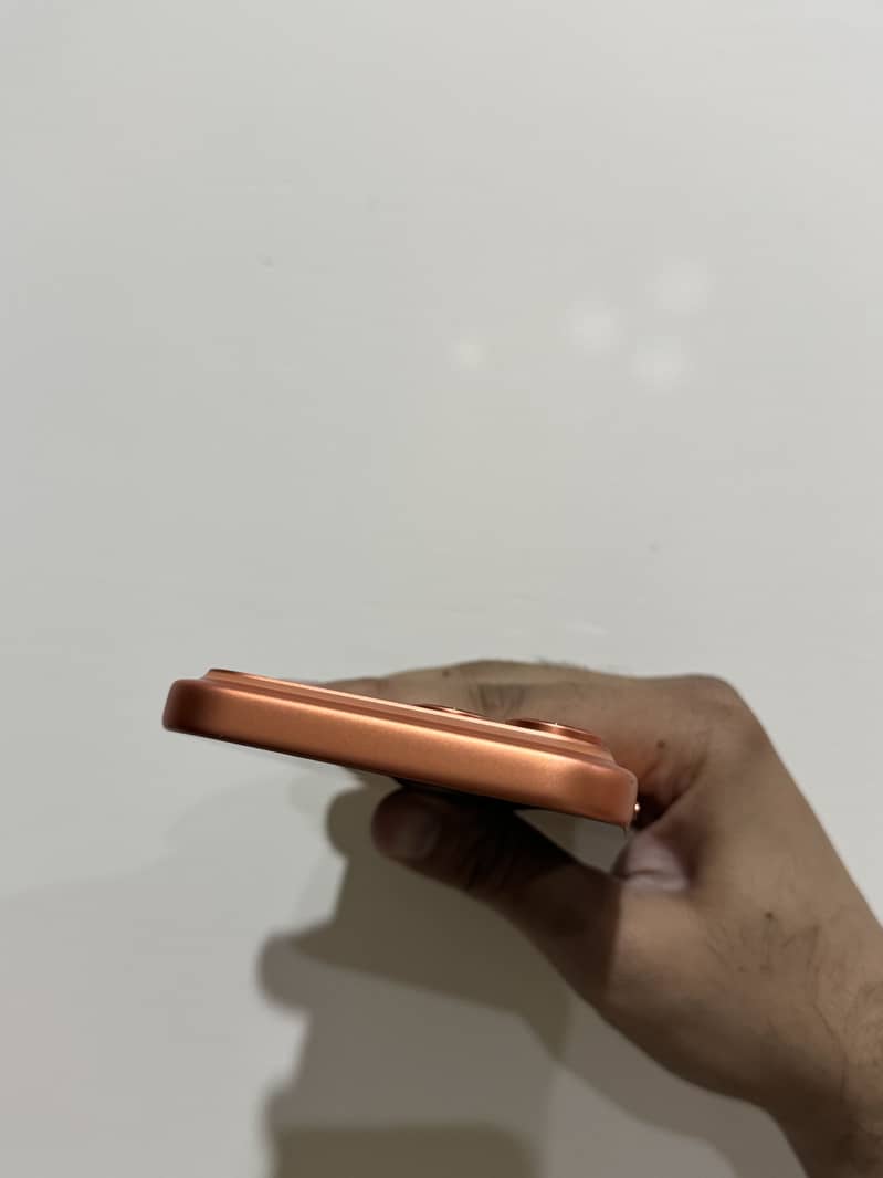 Apple iPhone 17 Pro Max 3