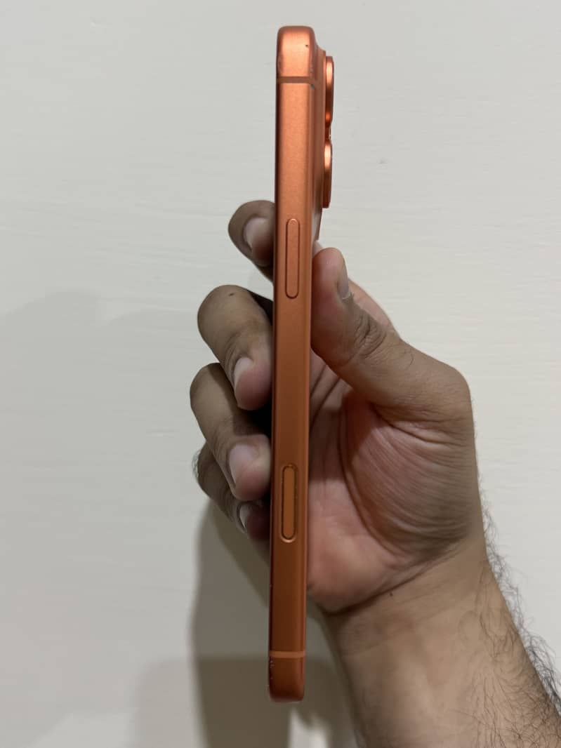 Apple iPhone 17 Pro Max 6