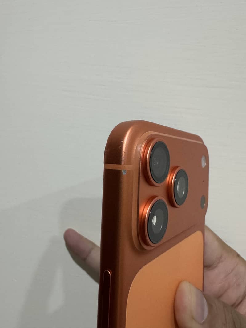 Apple iPhone 17 Pro Max 7