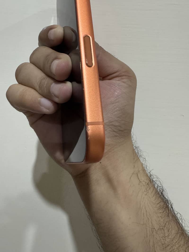 Apple iPhone 17 Pro Max 9