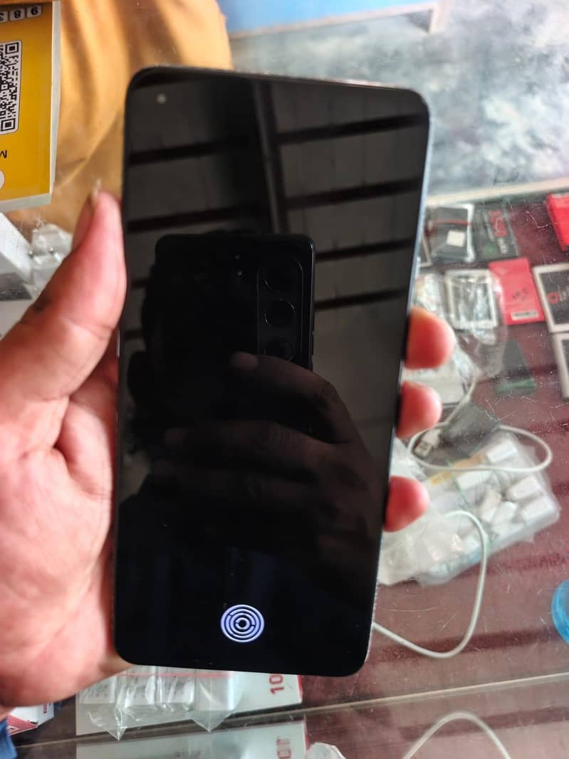 One Plus 9 5G 0